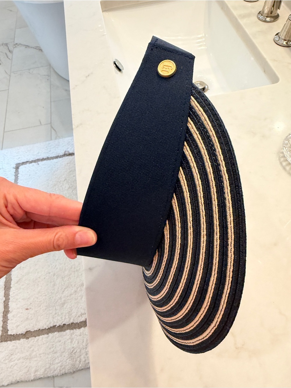 Eric Javits Champ Navy and Natural Striped Visor NWOT - Picture 7 of 7